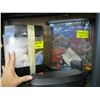 Image 1 : 2 SMALL AQUARIUMS