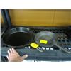 Image 1 : 2 CAST FRY PANS