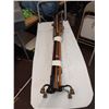 Image 1 : CANES, WALKING POLE AND CRUTCH