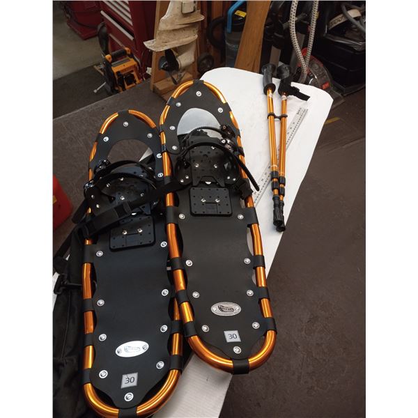 PR OF BIG FOOT SNOWSHOES