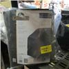Image 1 : BBQ COVER