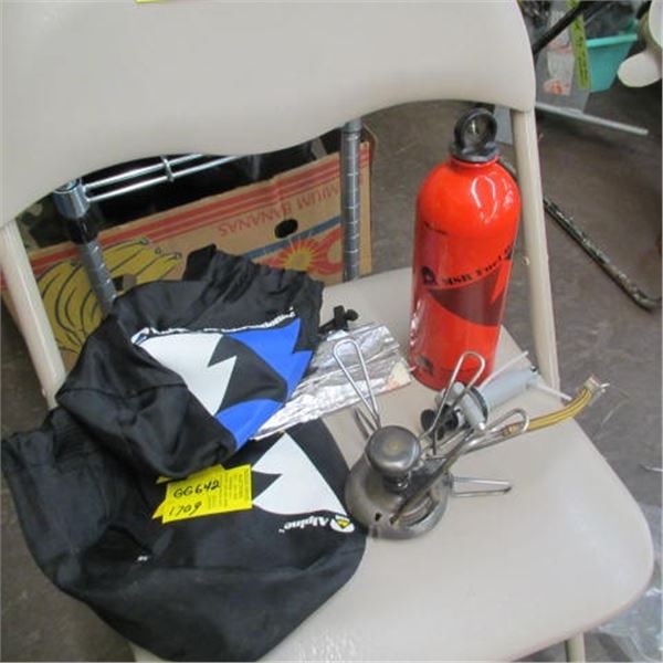 CAMPING STOVE WITH BOTTLE