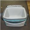 Image 2 : BAG OF MISC CONTAINERS AND A SMALL COOLER BAG