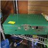 Image 1 : COLEMAN CAMP STOVE
