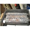 Image 2 : PROPANE TABLE TOP BBQ