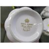 Image 2 : SMALL SET OF ROYAL ALBERT CROWN CHINA