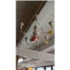 Image 1 : ANTIQUE LOOK CHANDELIER