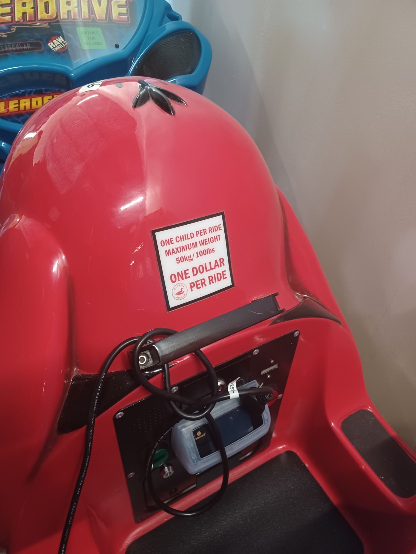 CLIFFORD the BIG RED DOG - KIDDIE RIDE-