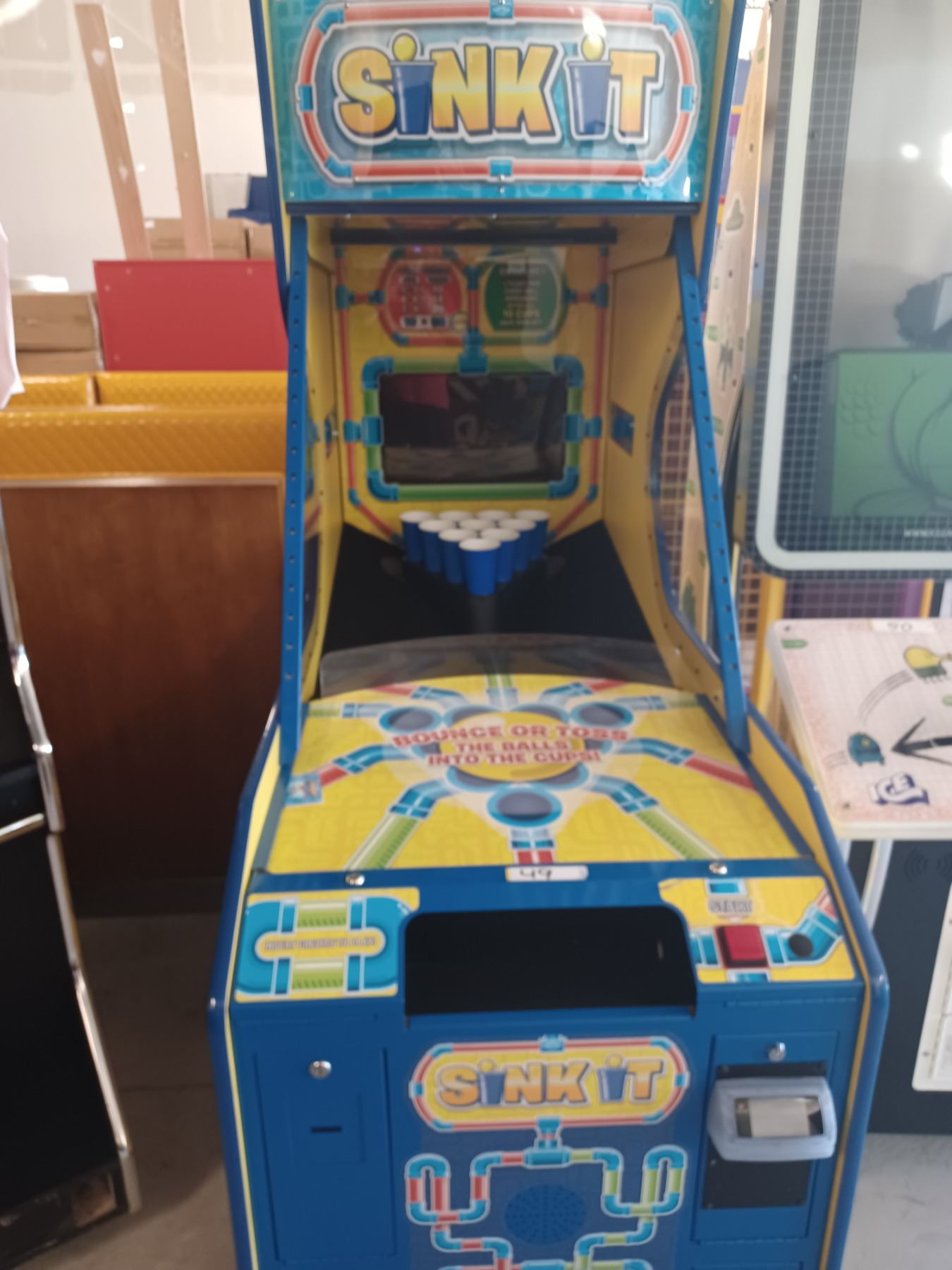 SINK IT ARCADE GAME MACHINE (MODEL AAGMSI110V; S/N 1688).