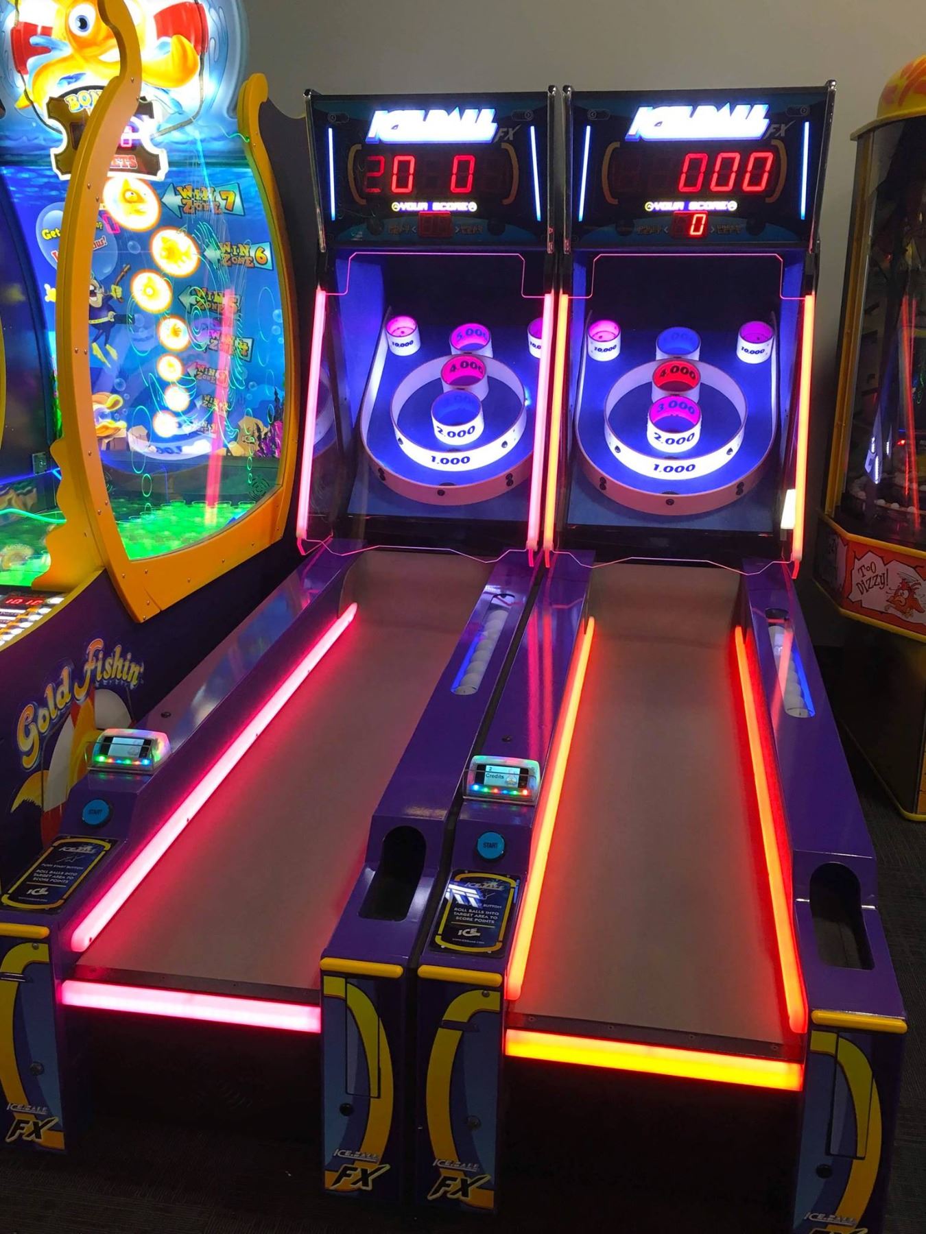 SKEE BALL - ARCADE GAME MACHINE