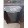 Image 2 : RESTAURANT GARBAGE BIN w/ CAN INSIDE.