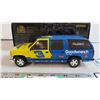 Image 2 : Dale Earnhardt 99 Limited Edition Suburban 1:24 scale