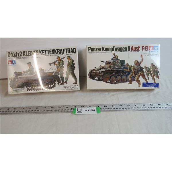 (2)1:35 scale Military Miniatures Model Kits