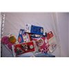 Image 2 : Box of Assorted Sewing Items