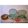Image 1 : (2) Ladies’ Travel Cases + Plastic Jewellery Box and Basket