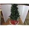 Christmas tree 6 ft tall with decorations