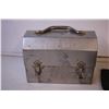 Image 3 : Metal Lunch Box, Leather Gloves, Battery Tester, Harness Strap (untested)
