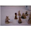 Image 2 : (18) Red Rose Tea Figurines w/ Container