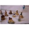 Image 4 : (18) Red Rose Tea Figurines w/ Container