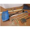 Image 2 : *Snow scoop, shovel, rake + misc