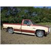 Image 1 : 1983 GMC 1/2 Ton Truck - 305 automatic- 217980KM, runs and drives, AC tilt stereo, new battery, hidd