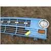 Image 3 : 1974 Ford Econoline van grill