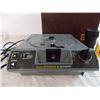 Image 2 : Kodak Slide Projector (working in good condition)