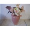 Image 2 : Vase with plastic flowers and large tin