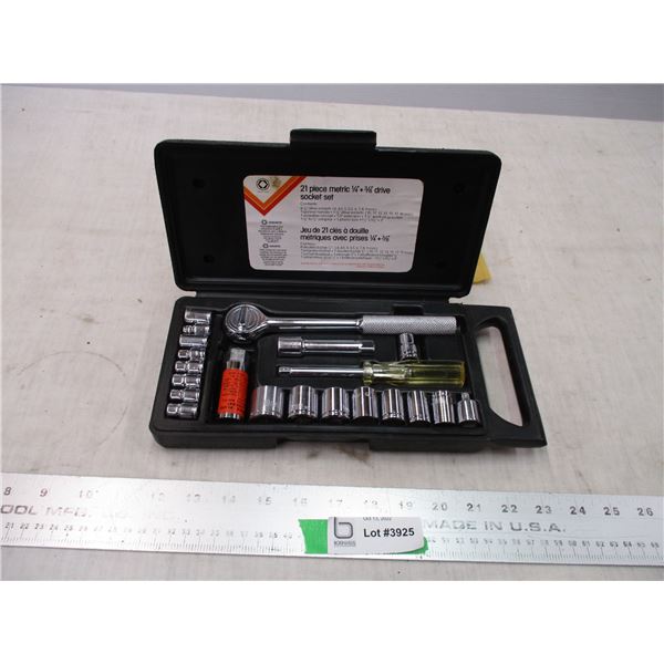 21 piece metric socket set 1/4 + 3/8 drive