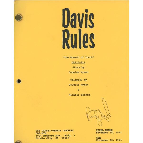Davis Rules Randy Quaid  signed script