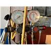 Image 2 : SNAP-ON PRESSURE GAUGE SET FOR TESTING A/C WITH NITROGEN AND OTHER SET OF GAUGES