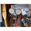 Image 4 : SNAP-ON PRESSURE GAUGE SET FOR TESTING A/C WITH NITROGEN AND OTHER SET OF GAUGES