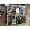 Image 1 : FLUKE 98 AUTOMOTIVE SPECTROMETER SERIES 2 WITH MANY ADAPTORS, CABLES ETC