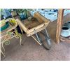 Image 2 : DECORATIVE WHEEL BARROW