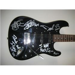 Velvet Revolver-guitar autographed