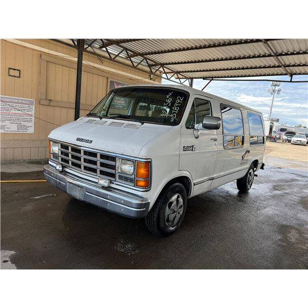 1989 Dodge Ram Van B150 Long Range