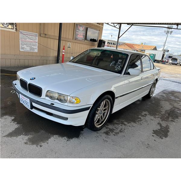 2001 BMW 7 Series 740iL