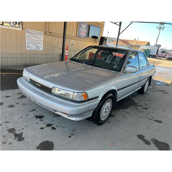 1988 Toyota Camry LE