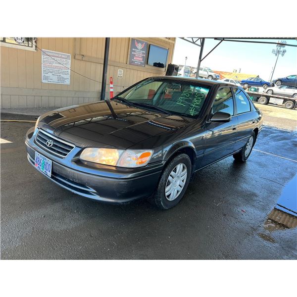 2000 Toyota Camry CE