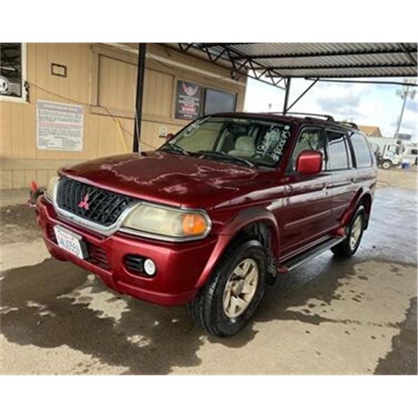 2000	Mitsubishi	Montero Spor
