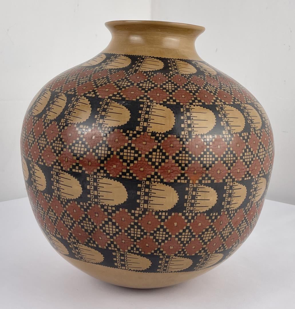 Mata Ortiz Miguel Bugarini Pottery Pot Vase mata-ortiz-miguel-bugarini-pottery-pot-vase