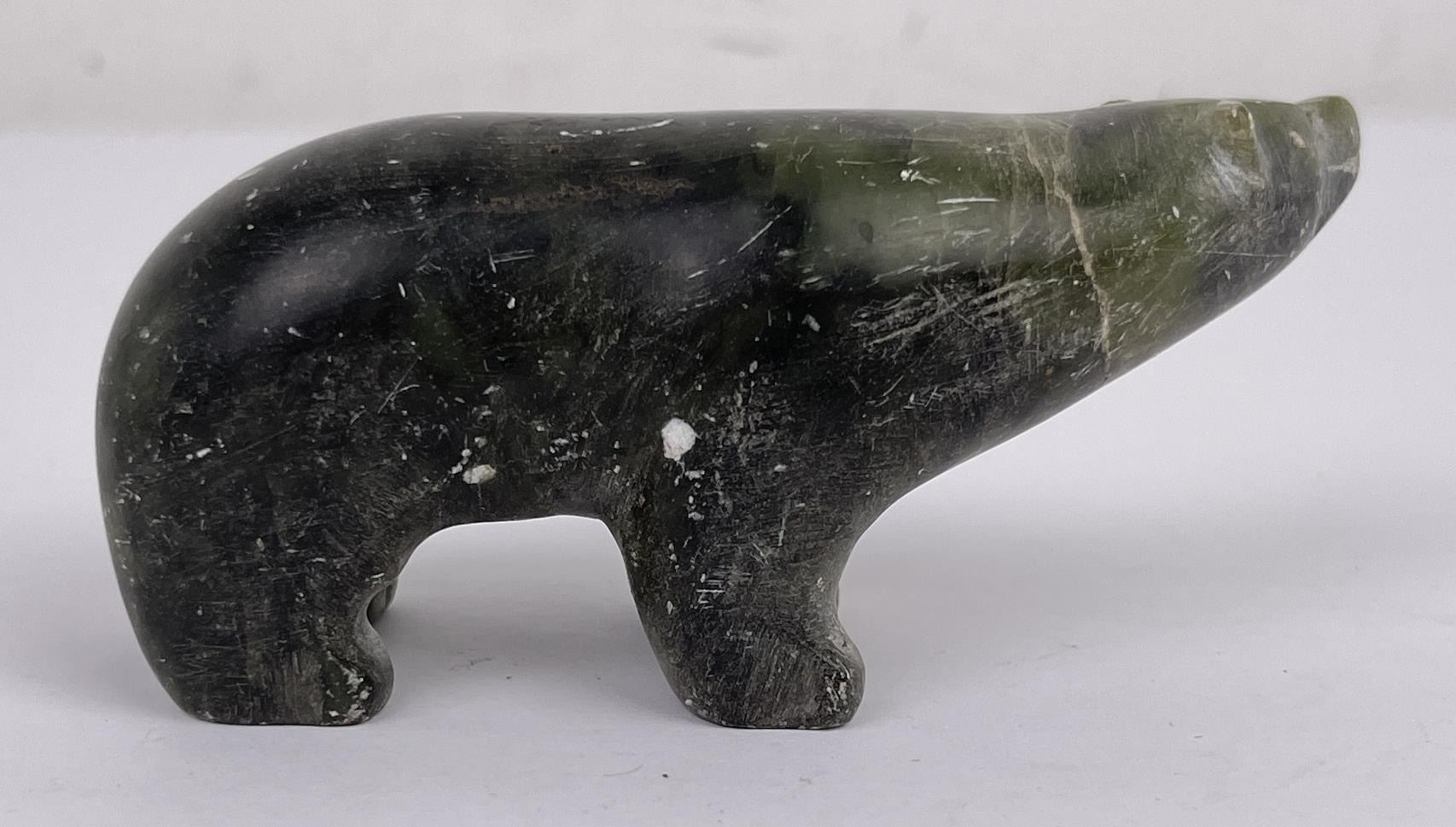 Alaskan Inuit Eskimo Soapstone Polar Bear Carving