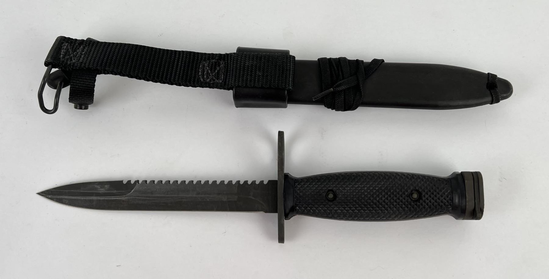 M7 Razorback US M7 Imperial Sawback Bayonet with M10 Scabbard