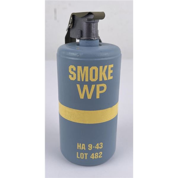 Reproduction 1943 WP Smoke Grenade