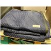 Image 1 : Quilted Protection Moving Blanket