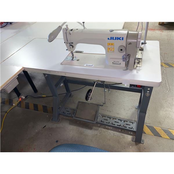 Juki DDL-8700 Industrial 1-needle, Lockstitch Machine with table