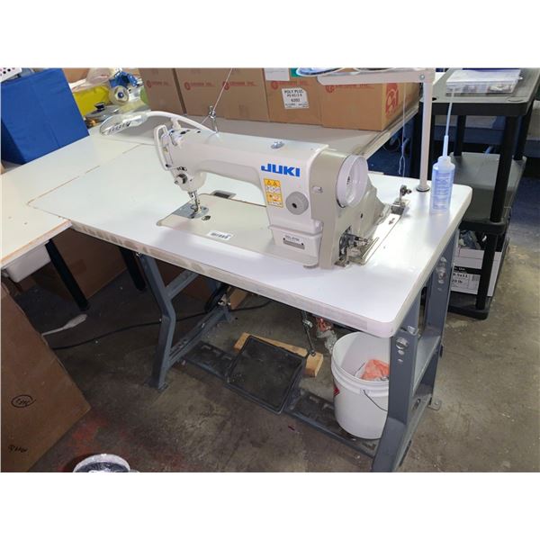 Juki DDL-8700 1-needle, Lockstitch Machine with table