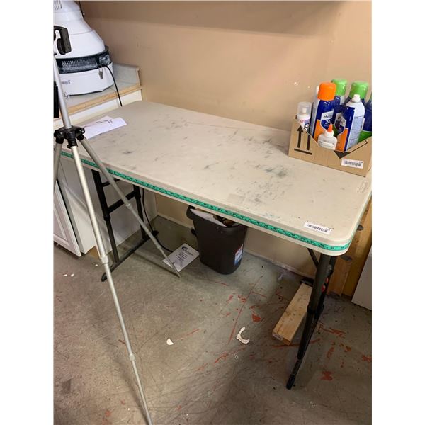 Folding Table