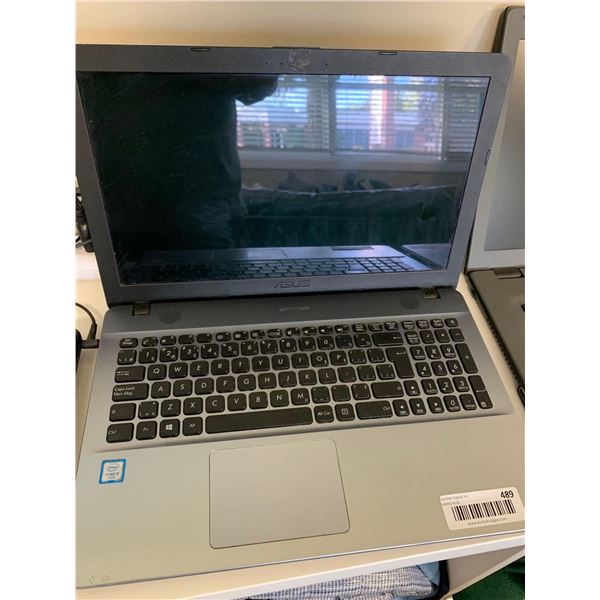 ASUS Lap Top with Adapter , plugged in and powers up, HD cleaned