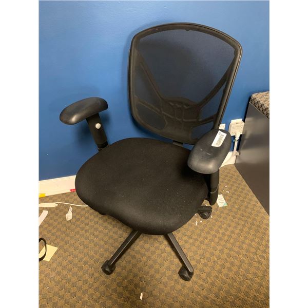 Mesh back Ergo Office Chair